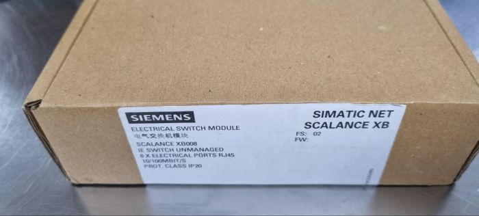 SCALANCE XB008 Неуправляемый промышленный коммутатор
