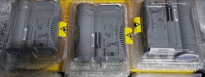 Универсальный модуль ввода-вывода